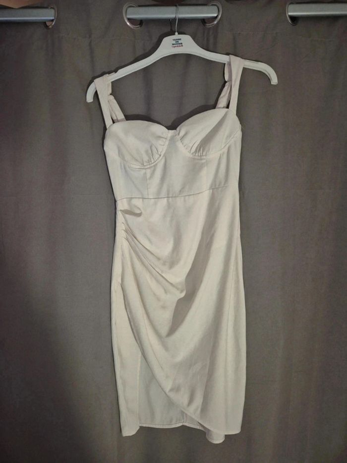 Robes - photo numéro 2