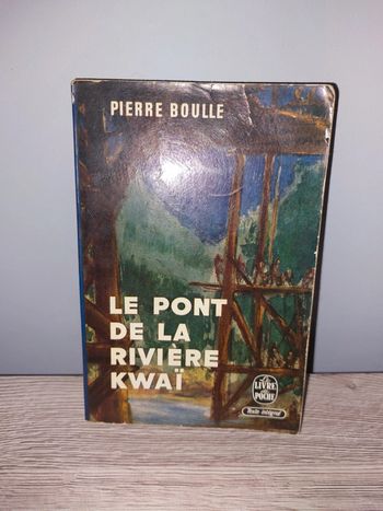 Livre de poche le pont de la rivière kwai