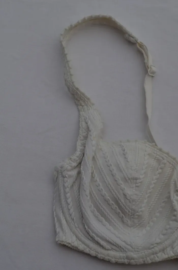 soutiens-gorge blanc - photo numéro 3