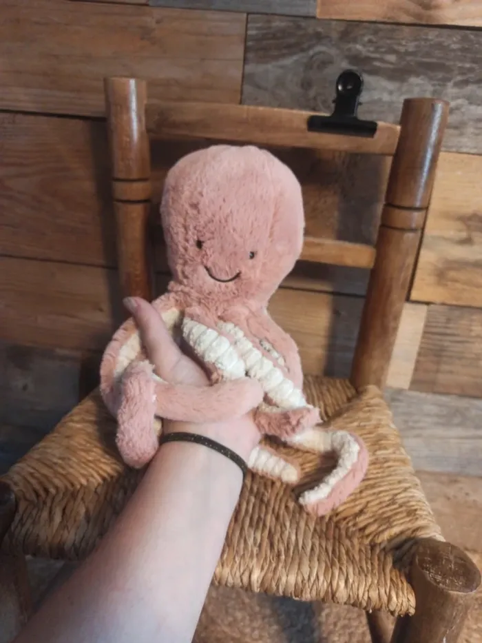 Peluche pieuvre Odell Jellycat rose medium tbe - photo numéro 5