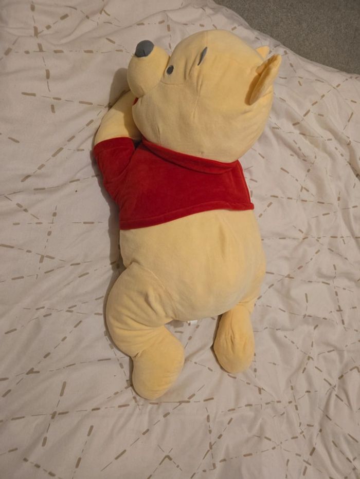 Magnifique  peluche  winnie l ourson