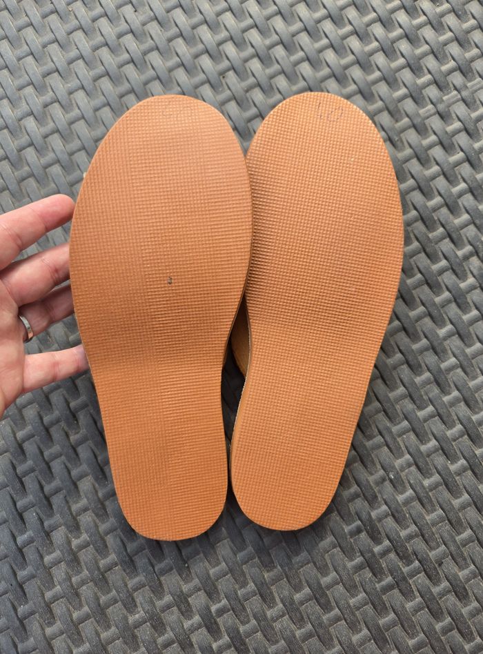 Chaussons tout en cuir taille 40 - photo numéro 2