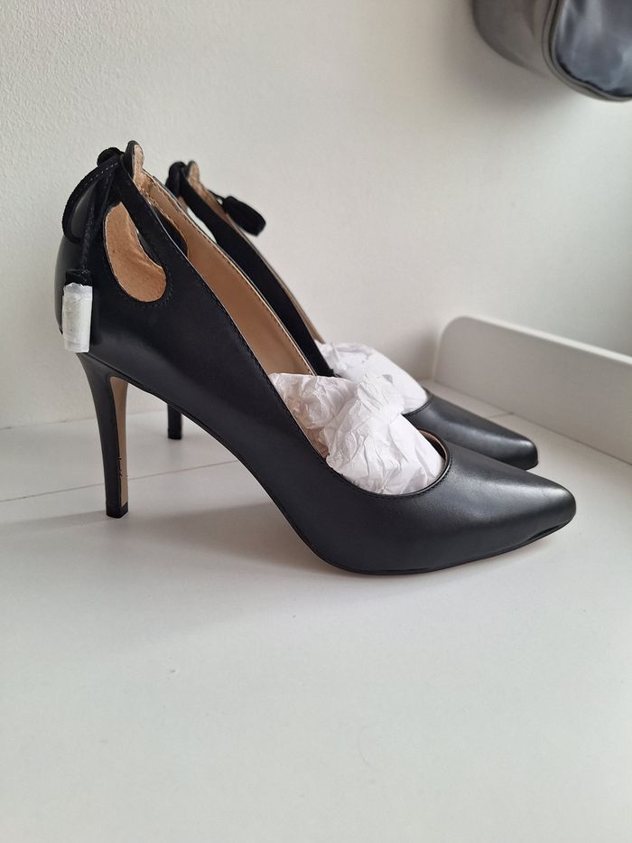 Escarpin Texto