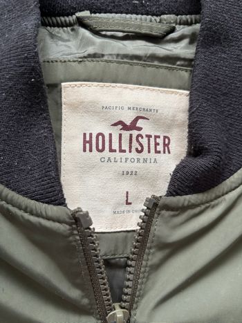 Bomber Hollister