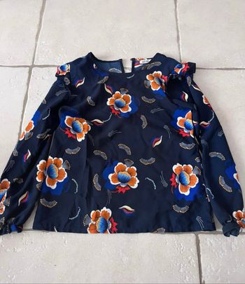 Blouse manches longues bleu marine fleuris 8 ans