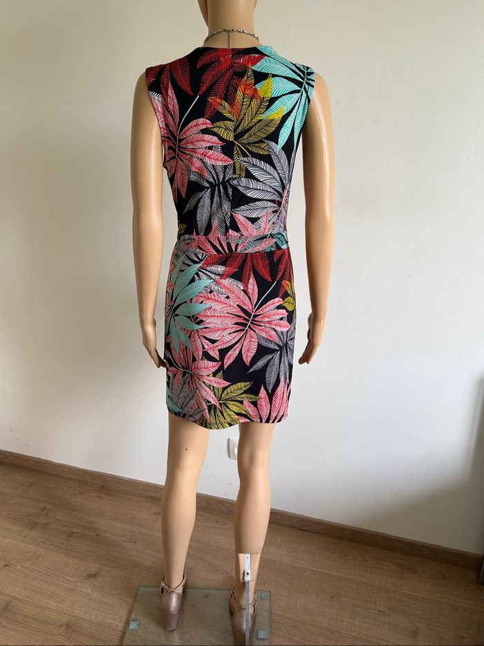 Robe imprimée sans manches Camille de Paris taille unique excellent état - photo numéro 6