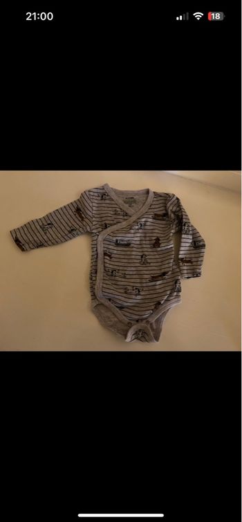 Lot de 8 bodies 3 mois