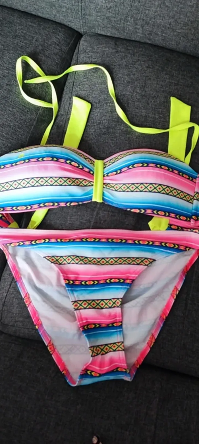 Lot de maillots de bain femme - photo numéro 2