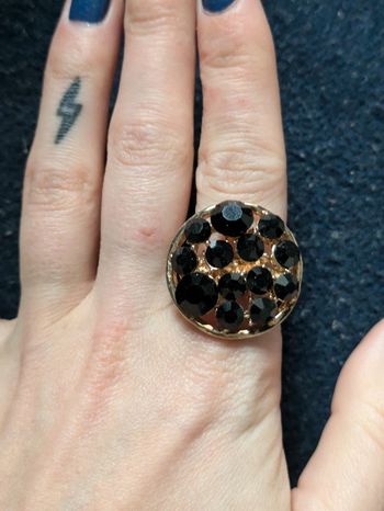 Bague fantaisie a strass