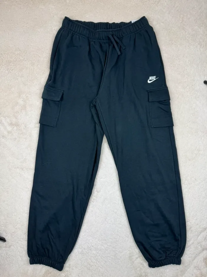 Jogging Oversize Nike Cargo Noir Logo Brodé Neuf Taille M - photo numéro 5