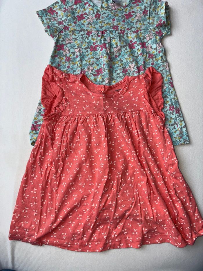 Lot 2 robes - photo numéro 2