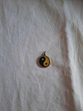 Pendentif yin et yang