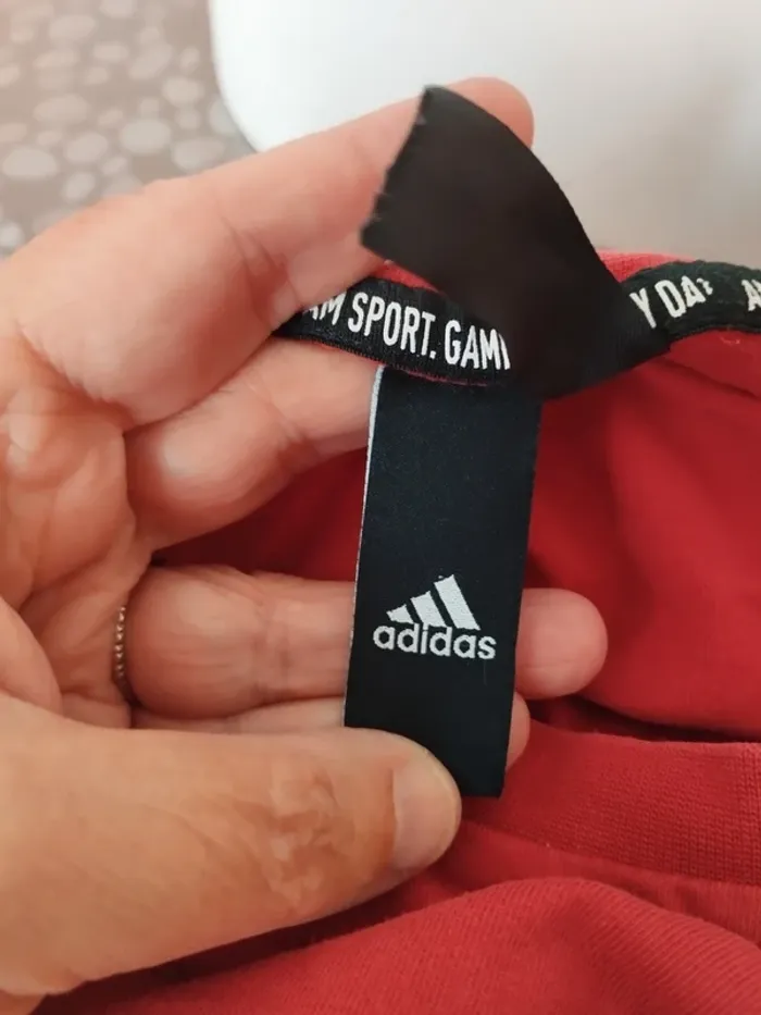 Tee shirt Adidas taille M rouge - photo numéro 3