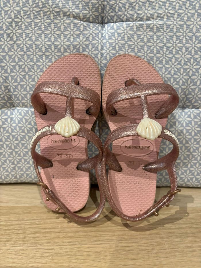 Paire de Sandales "Coquillages Roses" Pointure 27 / 28