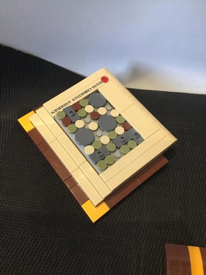 Lego officiel 40291 Storybook Hans Christian Andersen livre de contes non complet - photo numéro 9