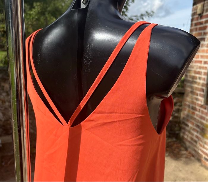🌸 Débardeur fluide corail à bretelles fines – dos en V • T36 • Only Fashion 🌸 - photo numéro 4