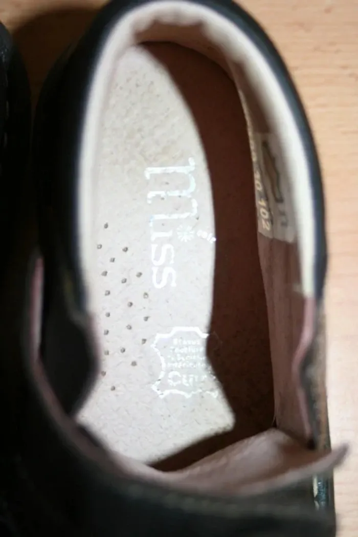 Bottines chocolat marque Miss, pointure 28, cuir véritable - photo numéro 6