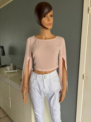 Blouse courte rose neuve
