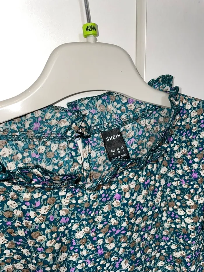 Blouse manches courtes - photo numéro 2