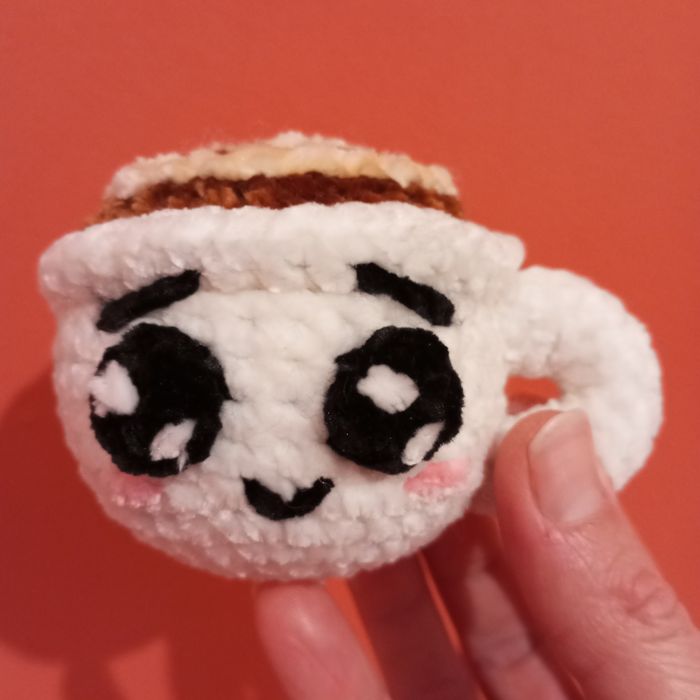 Petite tasse à café kawaii au crochet