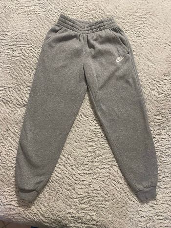 pantalon de jogging nike chaud taille 12 ans