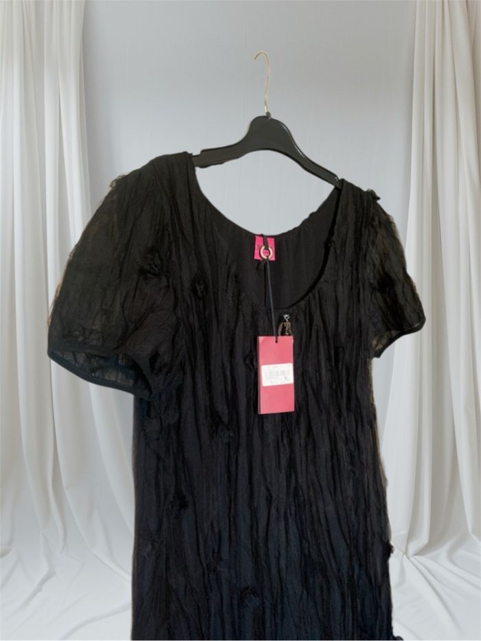 Robe noire - photo numéro 2