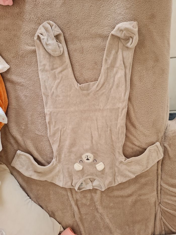 Lot de 9 pyjamas 12 mois - photo numéro 6