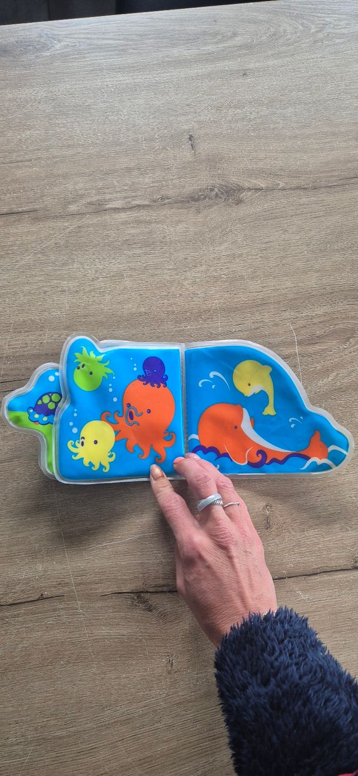 Livre de bain - photo numéro 4