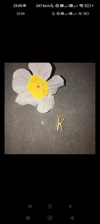 Pendentif fantaisie métal doré lettre k ou autre lettre au choix
