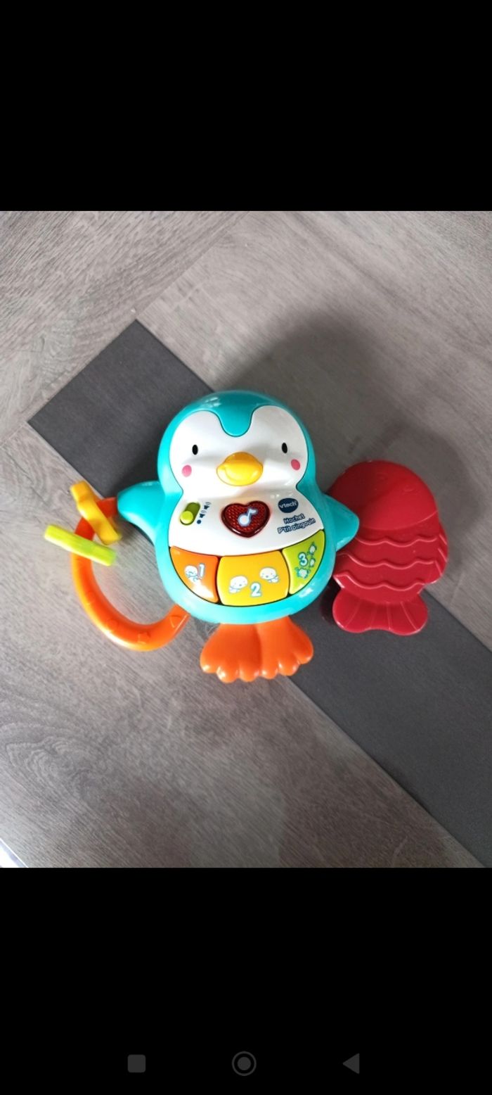 Hochet musical pingouin