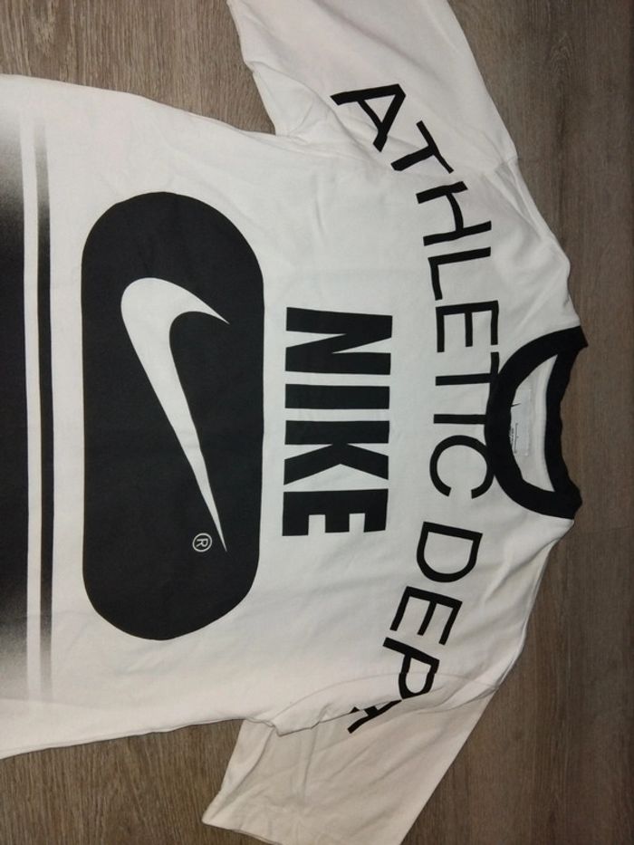 Tee shirt Nike - photo numéro 2