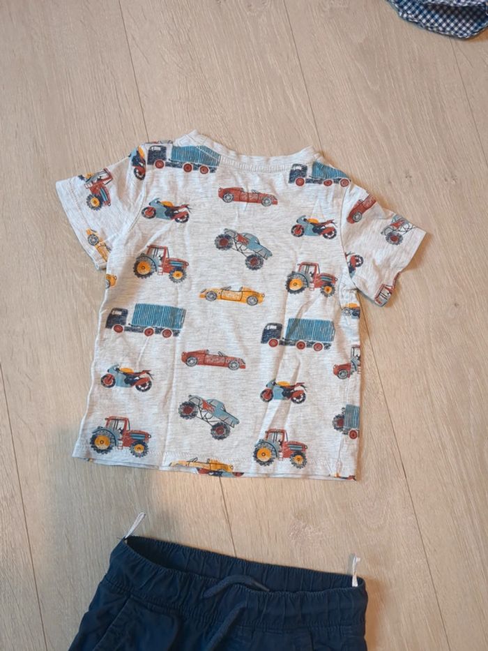 Ensemble t-shirt et short 3 ans - photo numéro 4