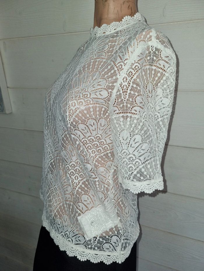 Top dentelle T34-36 - photo numéro 3