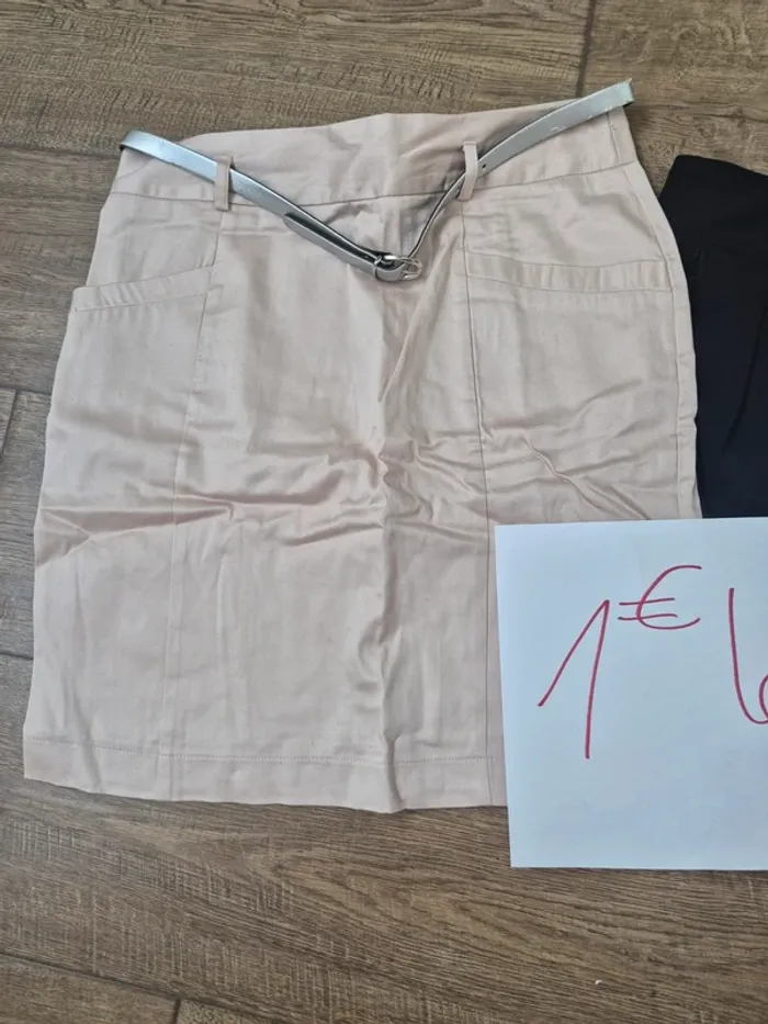 Lot de 2 jupes taille 38 - photo numéro 2