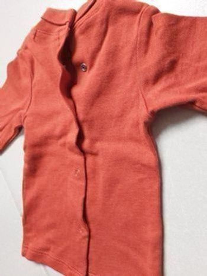 Sous pull 3 mois - photo numéro 4