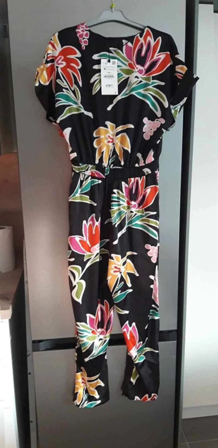 Combi pantalon Zara A fleur  TM neuf - photo numéro 4