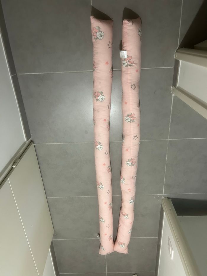 Tour de lit bébé/ enfant Minnie neuf - photo numéro 3