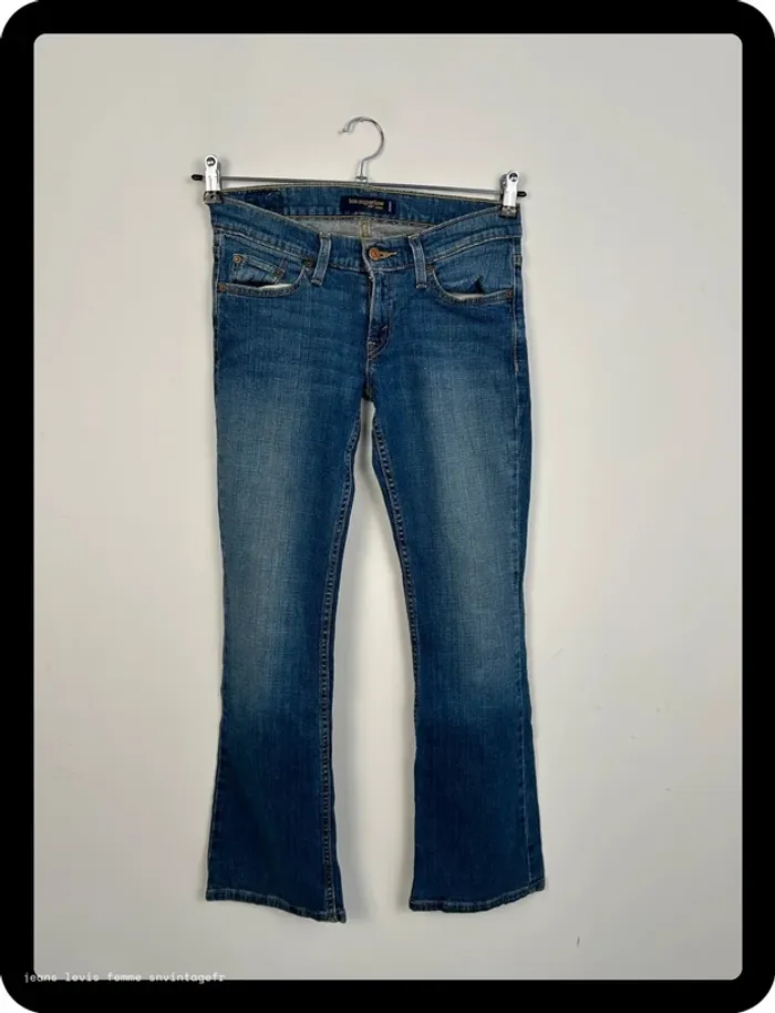 Jean Levi's Femme 524 Too Superlow Bootcut Bleu | W27 FR36 | Très Bon État | BP127 - photo numéro 2