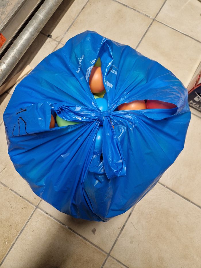 Balle de piscine - photo numéro 2