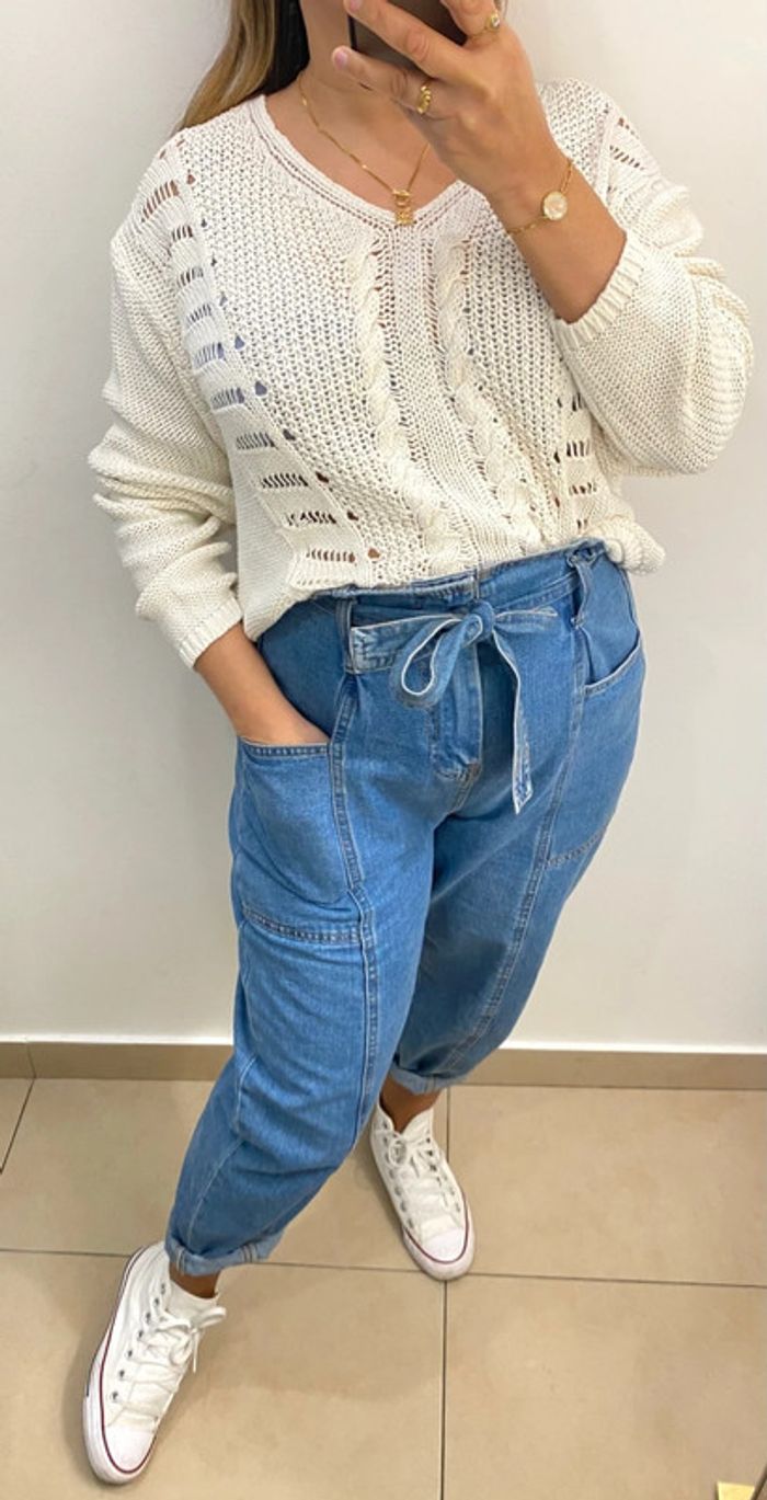 Superbe Pull Court Col V Taille M - photo numéro 5