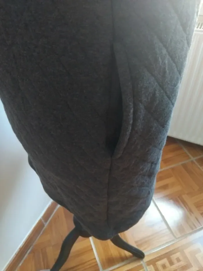 Robe molletonné Petit bateau ornée de 4 boutons métal argenté de  txs - photo numéro 8