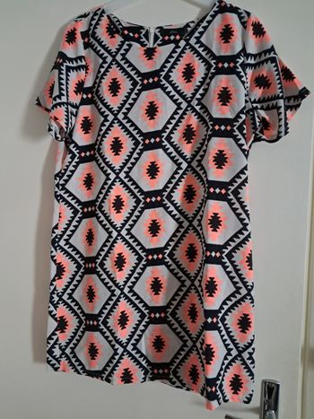 Robe manches courtes