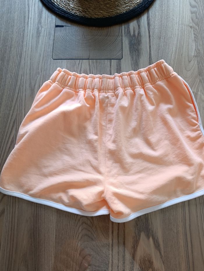 Short corail Gémo 12 ans - photo numéro 2