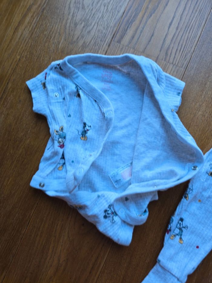 Ensemble boddie t shirt et pantalon mickey et minnie - photo numéro 4