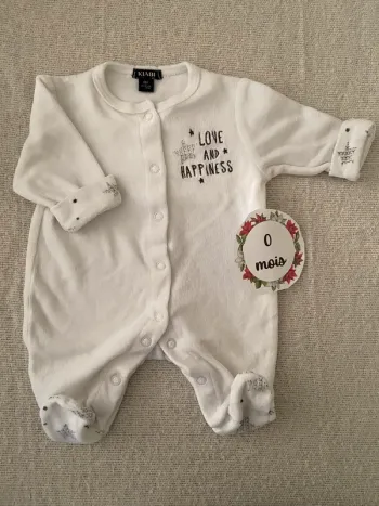 Pyjama Kiabi blanc 0 mois très bon état