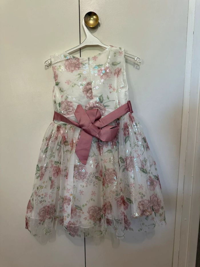 Robe festive blanche et rose - photo numéro 2