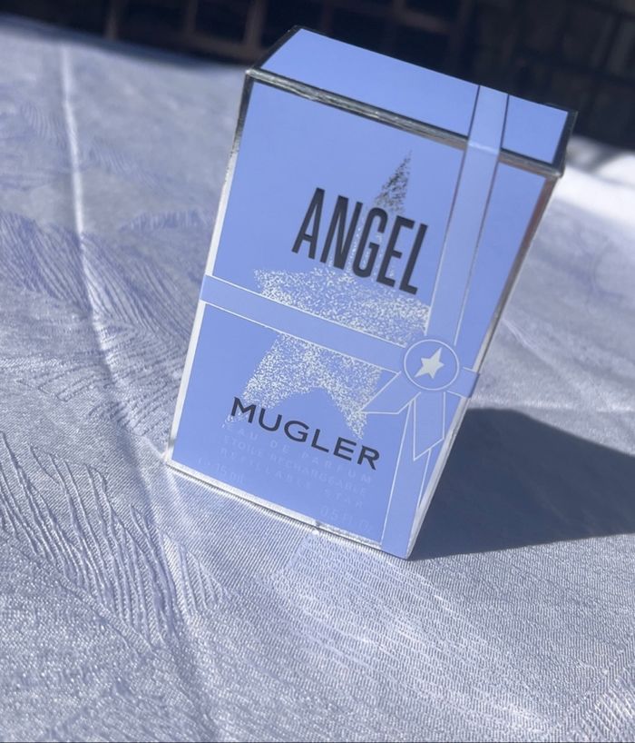 Eau de parfum Angel ( MUGLER )