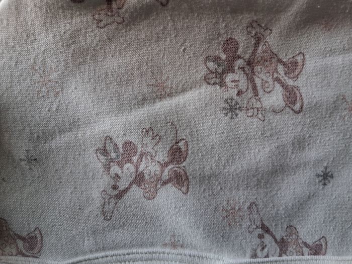 Pyjama avec ouverture par devant motifs Disney Minnie de marque C&A - photo numéro 3