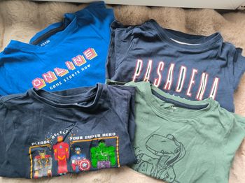 Lot t-shirt manche longue 4 ans 
