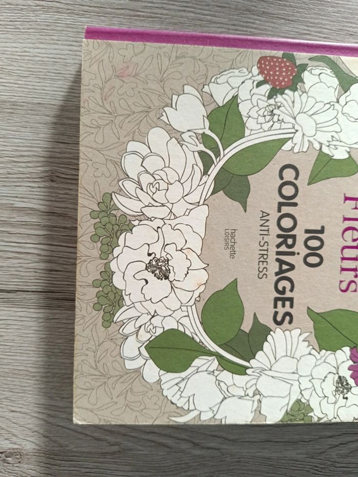 Art therapie coloriage fleurs jamais servi - photo numéro 5